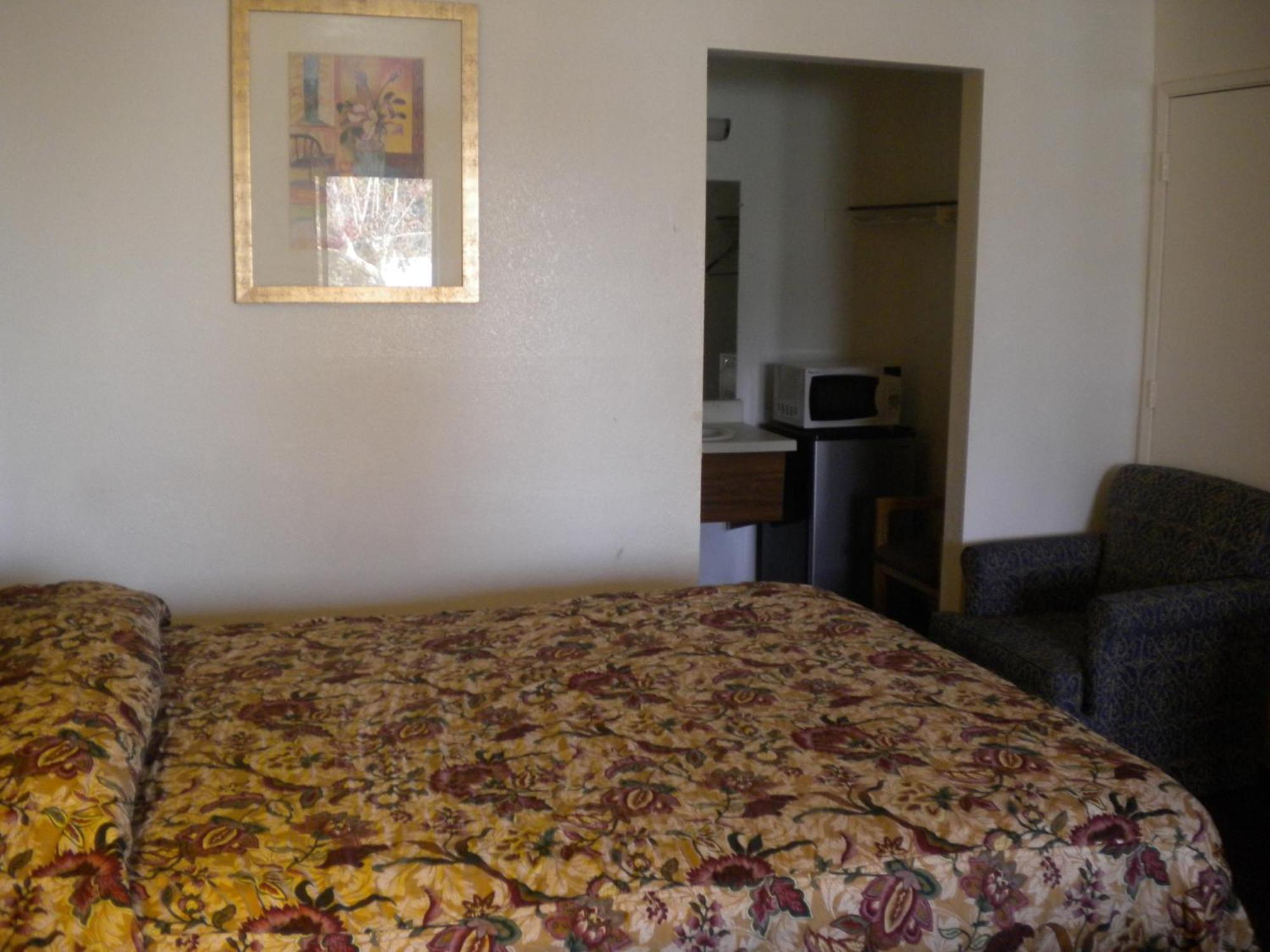 Best Economy Inn & Suites Bakersfield Phòng bức ảnh